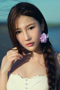 巨蛇闯女校